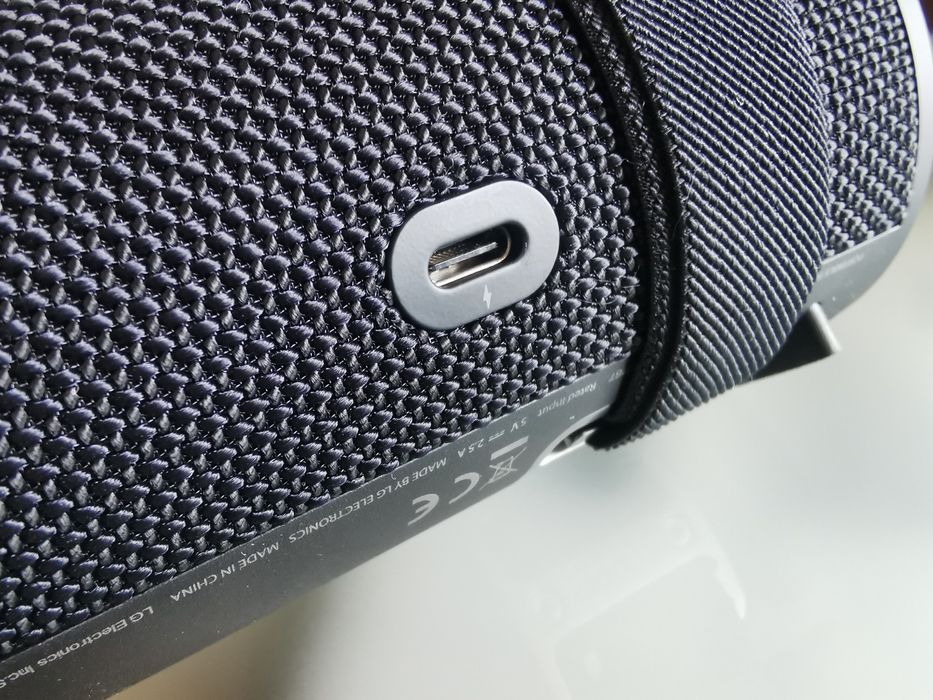 Coluna Som LG Xboom Grab NOVA