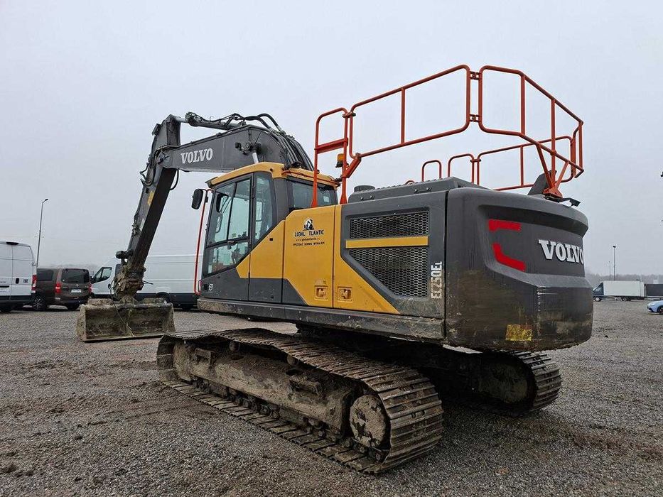 Koparka gąsiennicowa VOLVO EC250EL