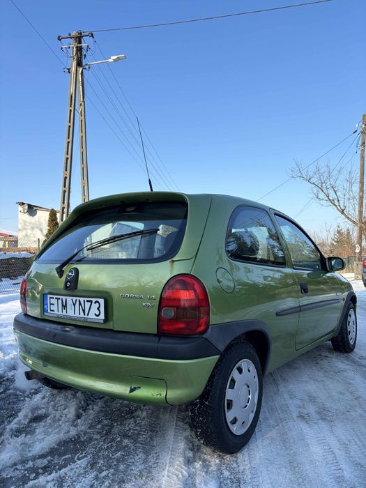 Opel Corsa 1,4 benzyna