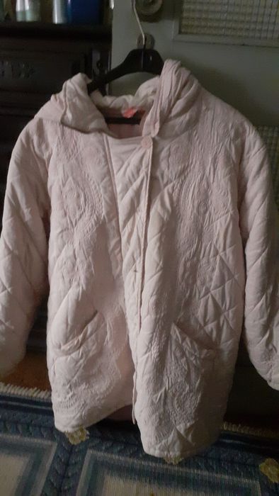 Kispo rosa com capuz tamanho medio e large pequeno