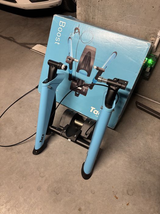 Trenażer rowerowy GARMIN Tacx Boost