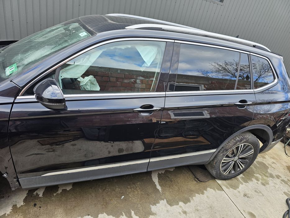 Запчасти Разборка Двери Tiguan Allspace USA LC9X Тигуан 2019 Ляда: 800 ...