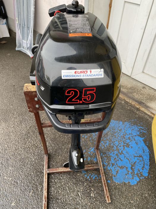 Лодочный мотор Suzuki DF 2.5