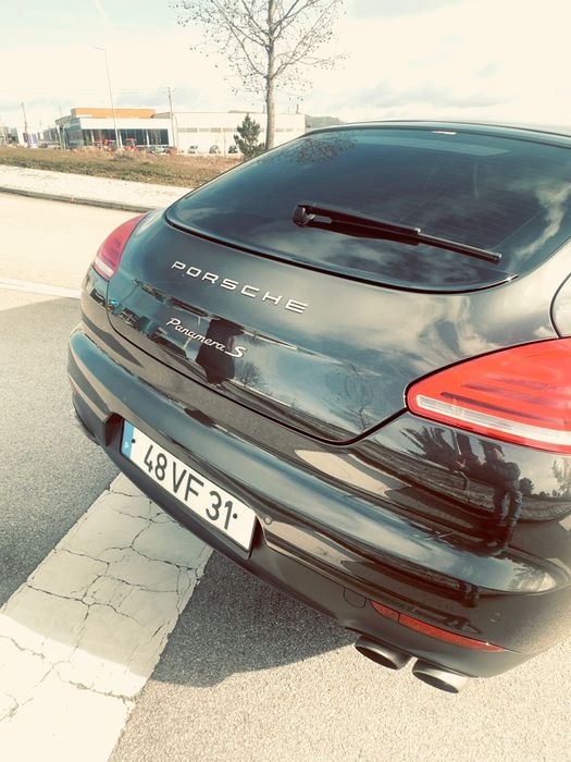 Porsche Panamera 4s Híbrido Plug-in