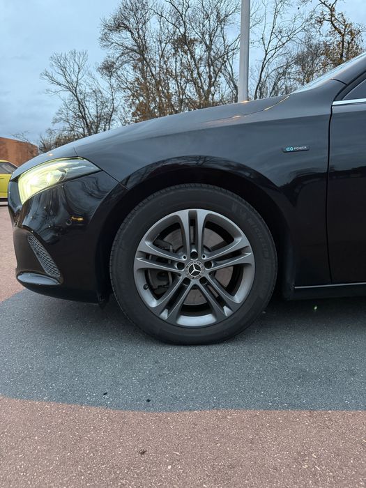 Mercedes benz A250e 2020