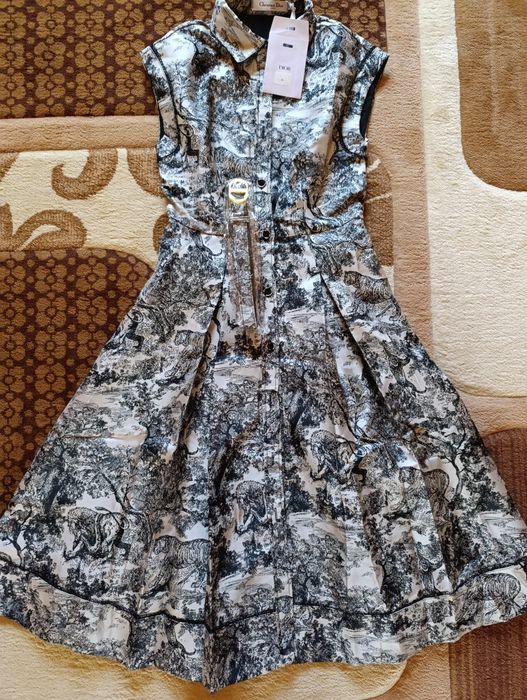 Продам плаття нове.