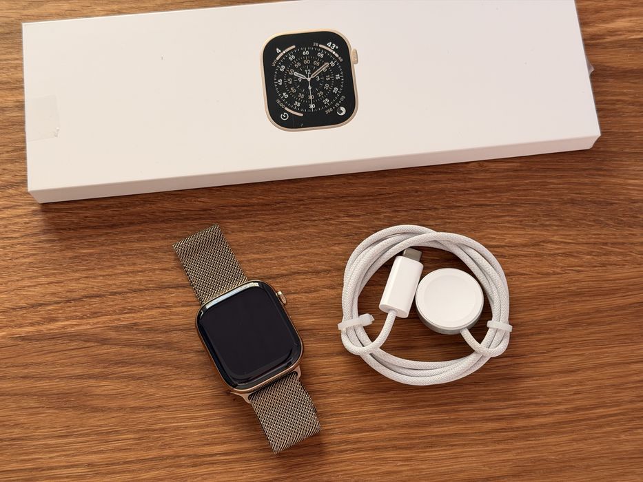 Apple Watch Series 11 42mm Cellular złoty z tytanu + bransoleta mediolańska (Blokada iCloud)