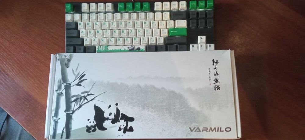 Varmilo VA87M Panda R2 Cherry MX Red