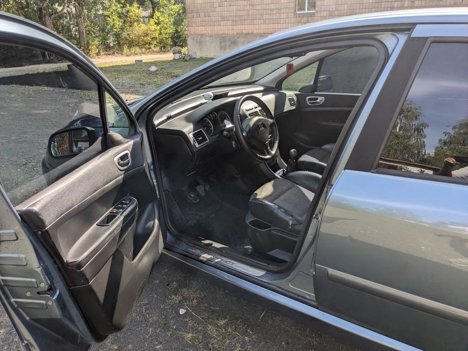 Пежо 307 2005 .. газ бензин