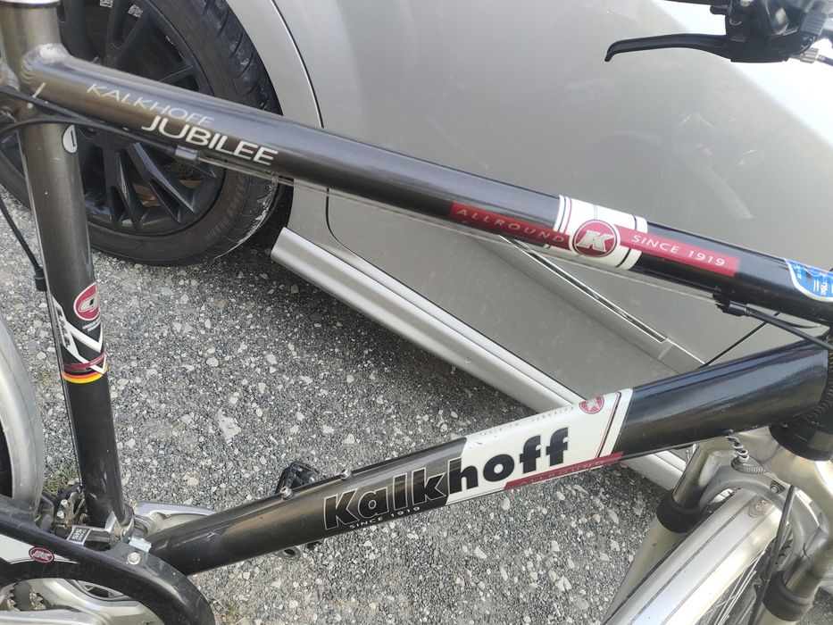 Rower 28cali dynamo w kole
