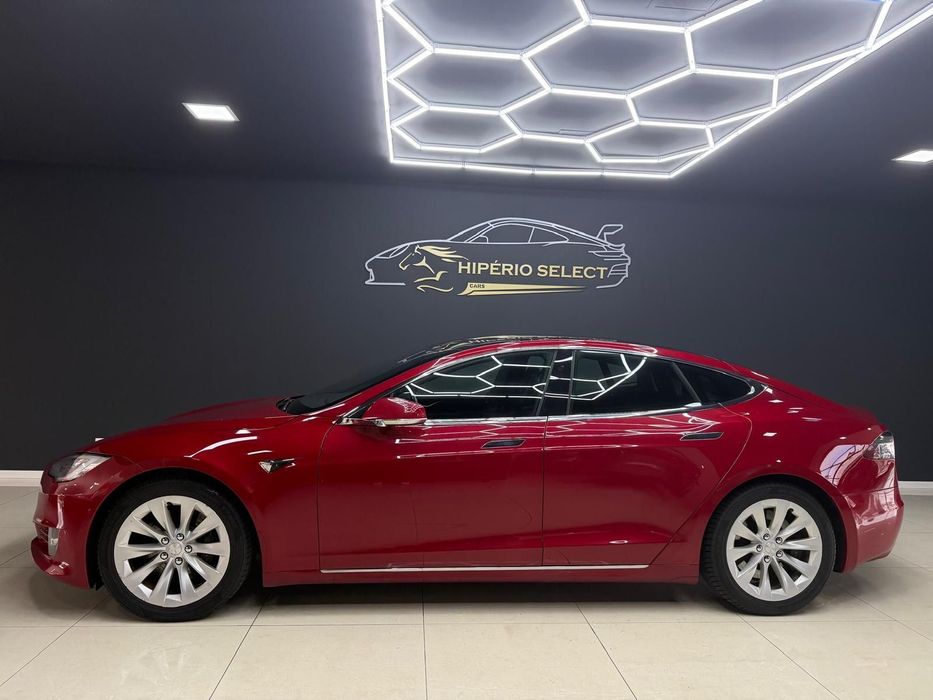 Tesla Model S 75D