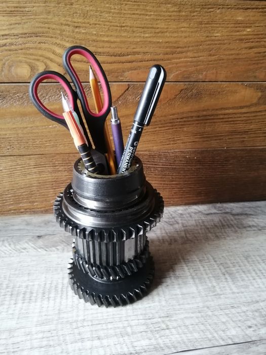 Оригинальная подставка для ручек из шестеренок, Хорошый подарок другу