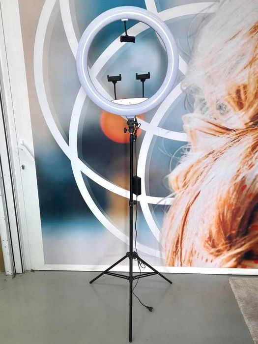 Ring Light Completas Novas com 22 Polegadas e 56 CM de Diâmetro
