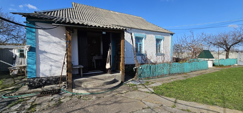 Продаж будинку с Савинці,вихід до ставка