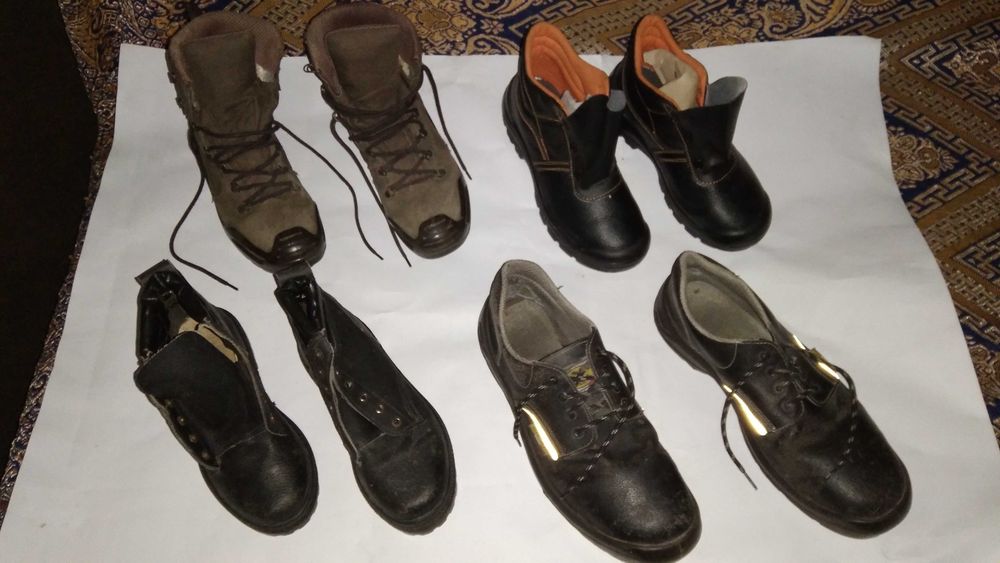 Продам рабочие вещи берцы