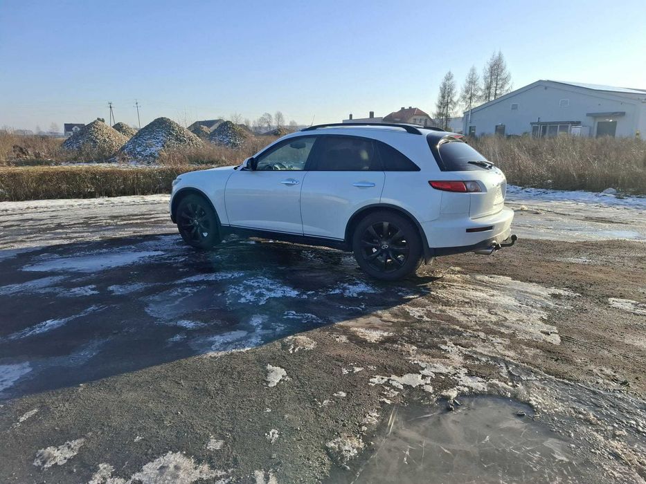 Infiniti FX45 4.5 V8