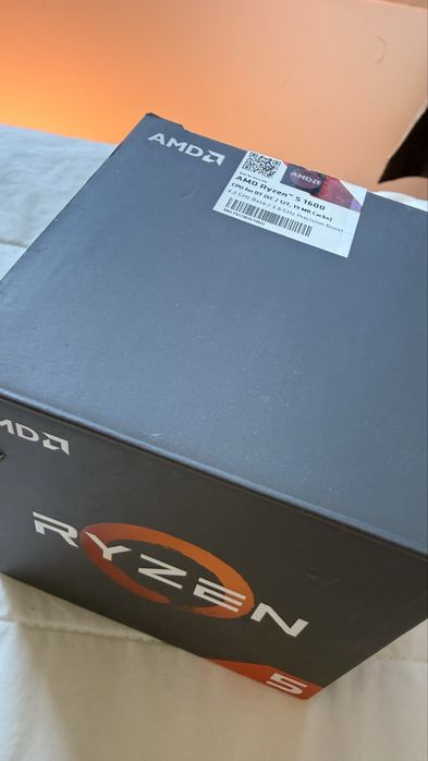 AMD Ryzen 5 1600 + MSI GTX 1070 Gaming