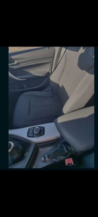 BMW  serie 1 avariado