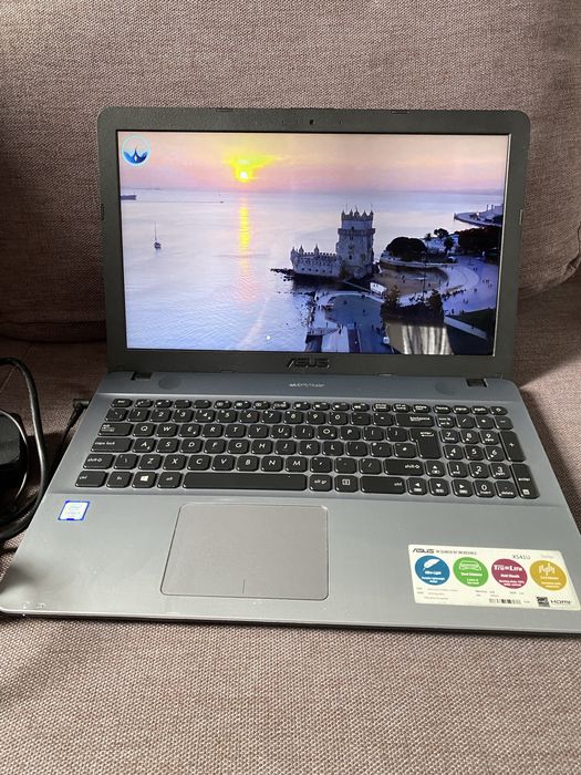 Ноутбук Asus X541U