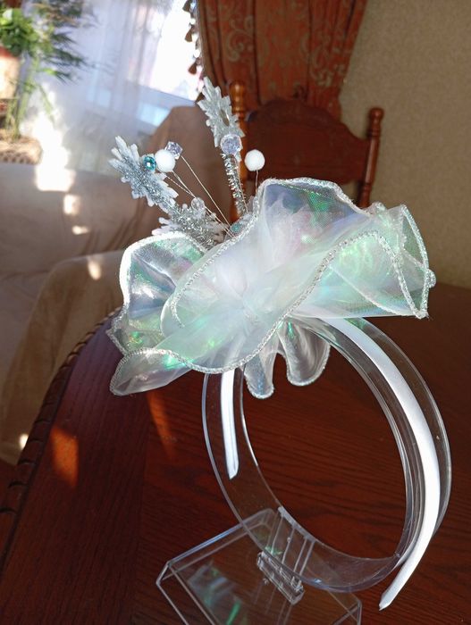 новорічна корона сніжинки