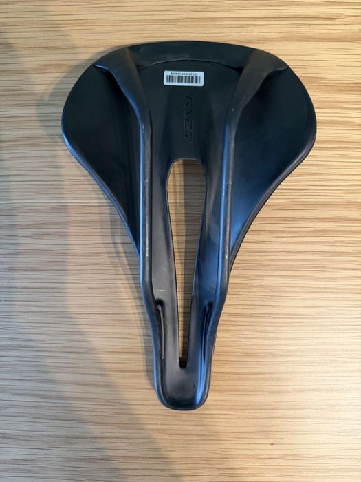 Siodełko Ryet Carbon 138g