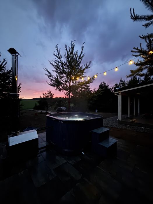 Domek dom z jacuzzi balia