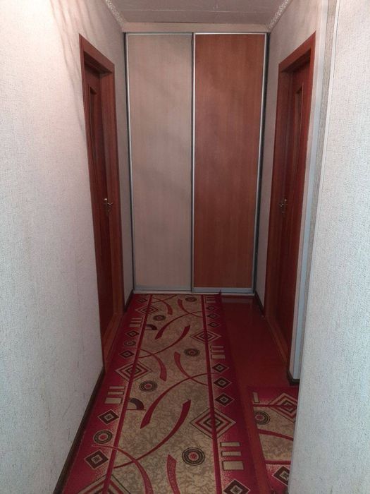 Продам 2-кімнатну квартиру Новомиколаївка
