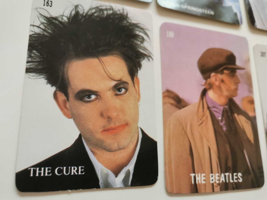 Lote de 12 calendários de música dos anos 80 e 90