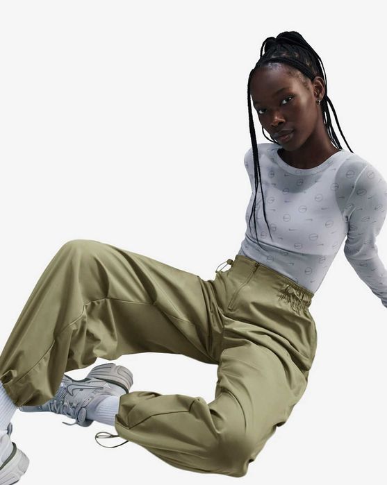 ОРИГІНАЛ! Штани Nike NSW Mid-Rise Repel Pants Green M L | FV7824-320