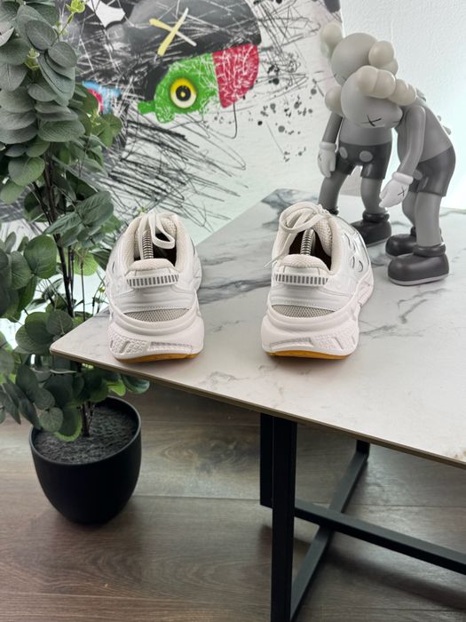 Кросівки Hoka Clifton L 40.5 розмір Е16563