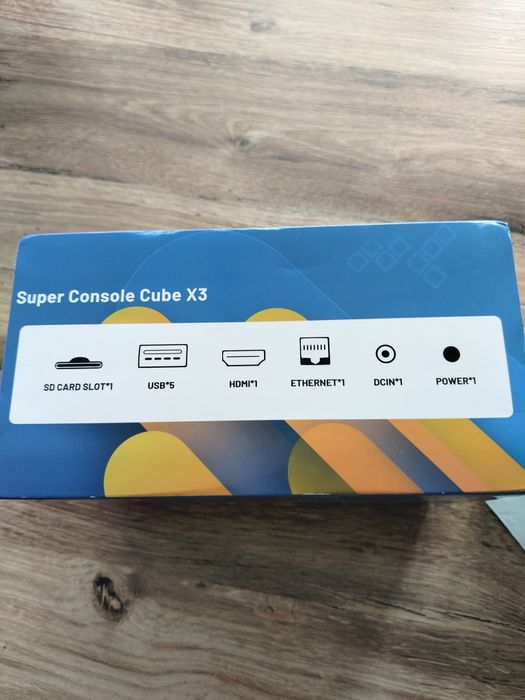 Konsola do gier retro, z dwoma gamepadami, Cube X3