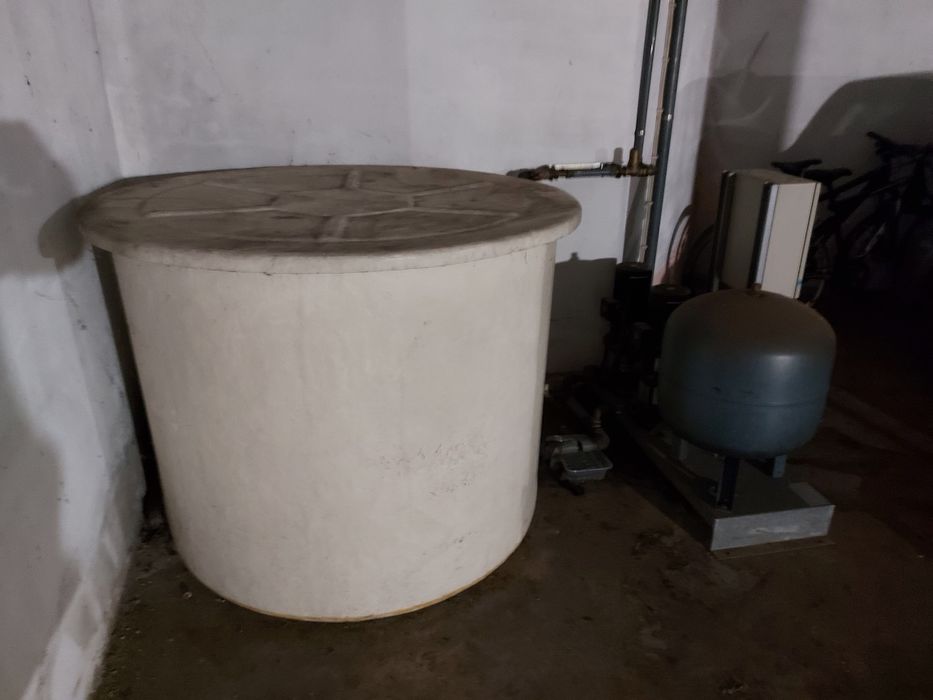 Sistema de bombagem 2 motores, balão de pressão e depósito