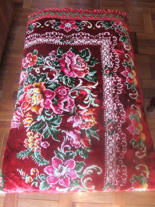 Colcha de cama em tecido aveludado - estilo clássico