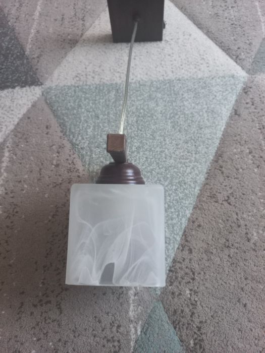 Żyrandol pojedynczy