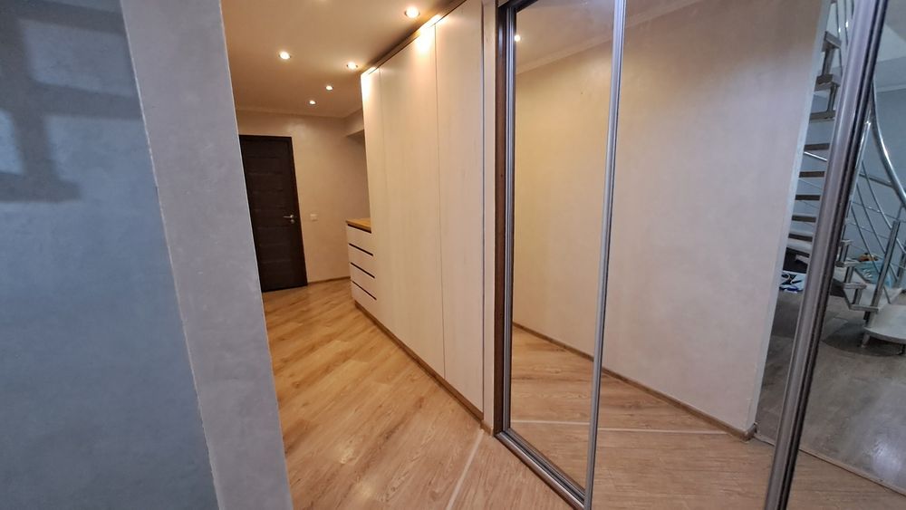 Продаж 5к квартири, вул.Крушельницької, Центр. Тернопіль