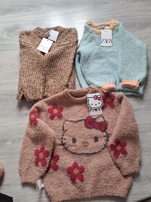 Zestaw paka seterki sweter 110 Zara zima hello kity