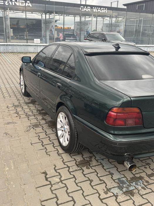 Bmw e39 2.0 бензин торг