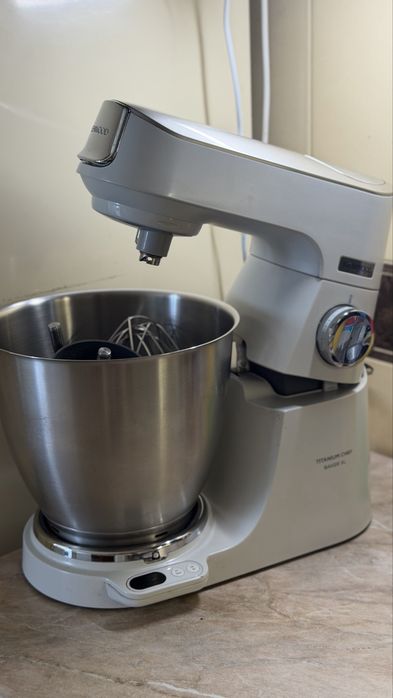 Kenwood titanium chef baker XL. Кухонна машина kenwood
