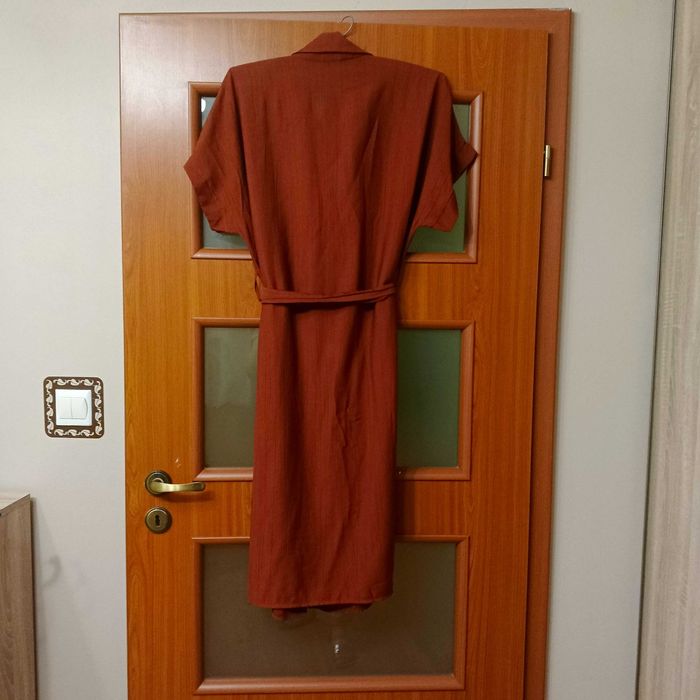 Sukienka szmizjerka