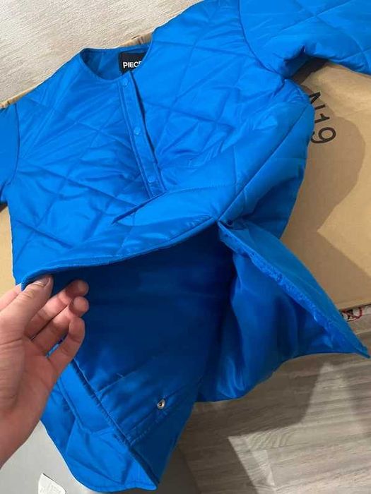 NOWA Damska kurtka Pieces