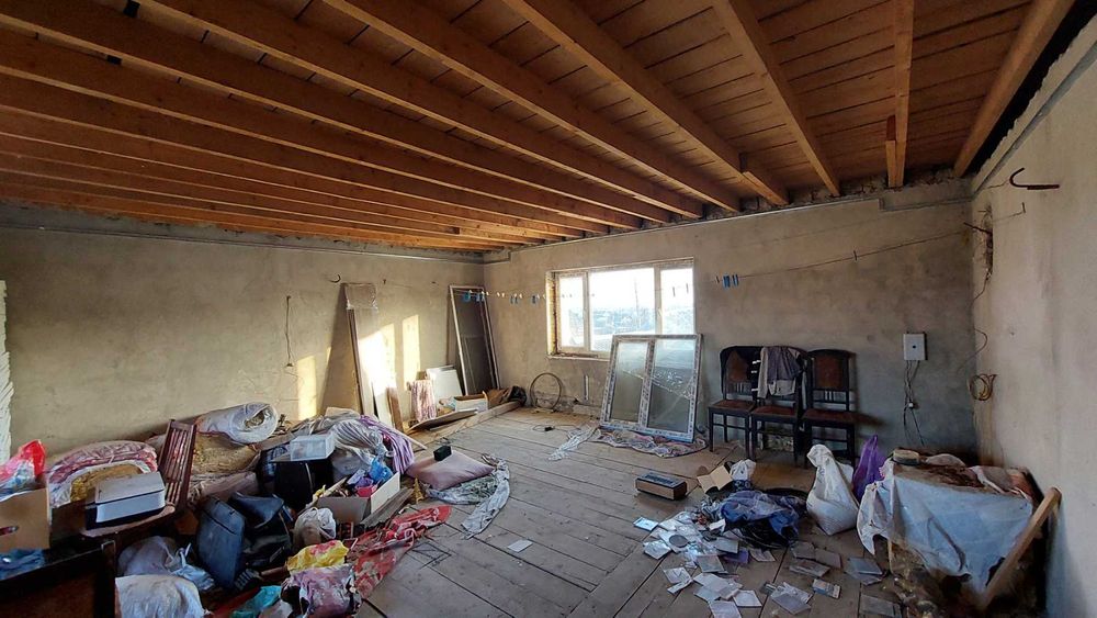 Продажа 2х этажного недостроенного дома а Варваровке!