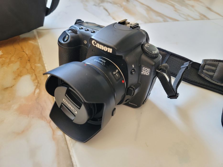 Набір фотоапарат Canon EOS 20D + об"єктив Canon 50mm f/1.8 STM з авто-