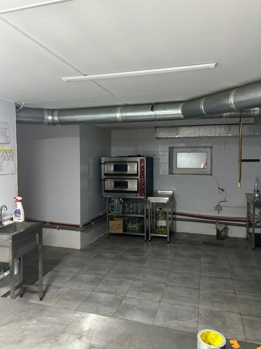 Продам комерційну нерухомість