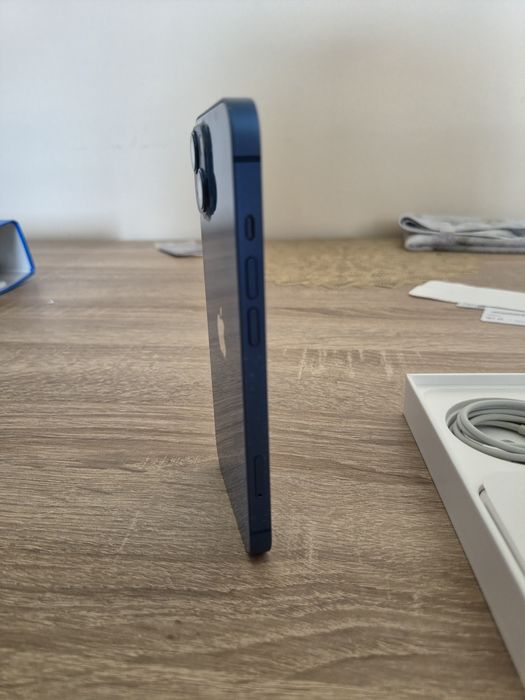 iPhone 13, 4 GB / 128 GB, 5G