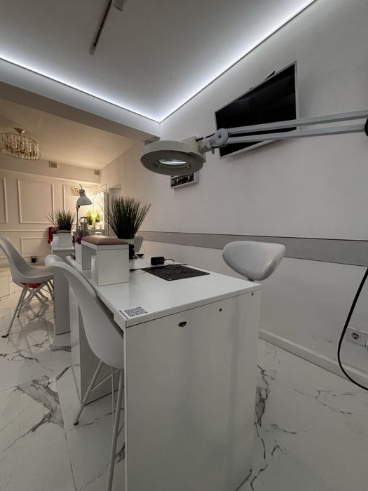 ОРЕНДА робочого місця у салоні краси! ЖК  Волошковий, Софія поруч