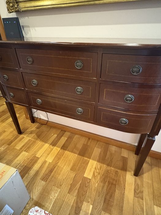 Consola 8&80 em madeira com varias gavetas