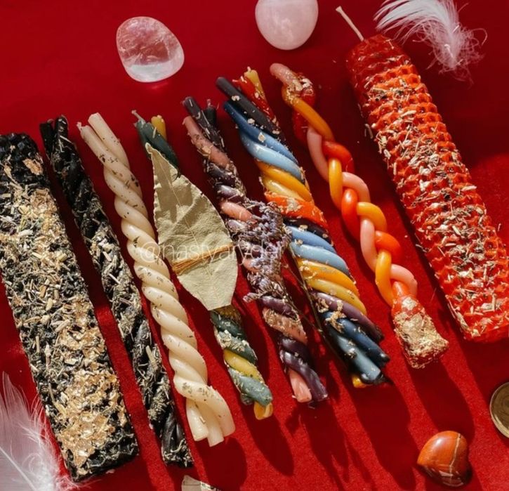 Травяные свечи сделанные из натурального воска и вощины, свечи катанны