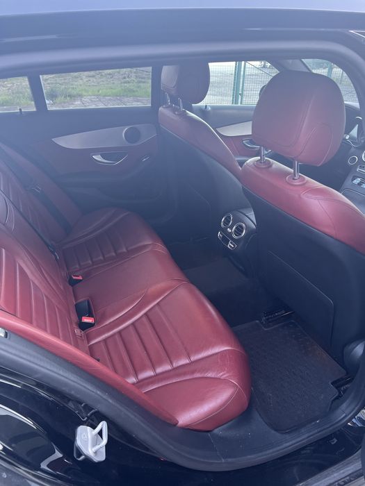 Mercedes-Benz C220 AMG Line