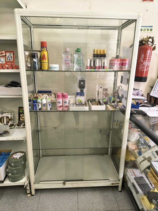 Venda de Prateleiras de Supermercado