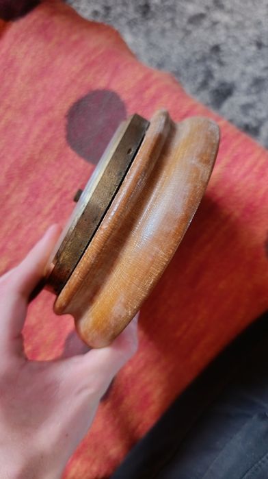 Продам  барометр